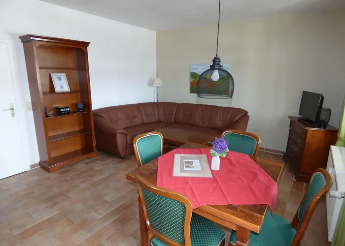 Loni 7 Villa